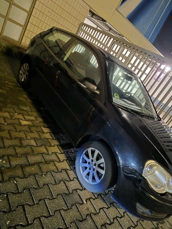 Gebraucht VW Polo 75 PS (55 kW) 2005 Schwarz Kleinwagen