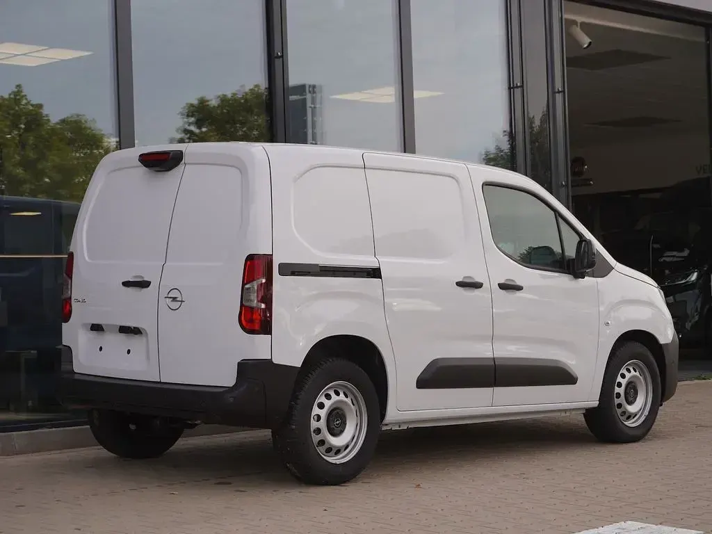 Neu Opel Combo 102 PS (75 kW) 2026 Weiß Van / Kleinbus