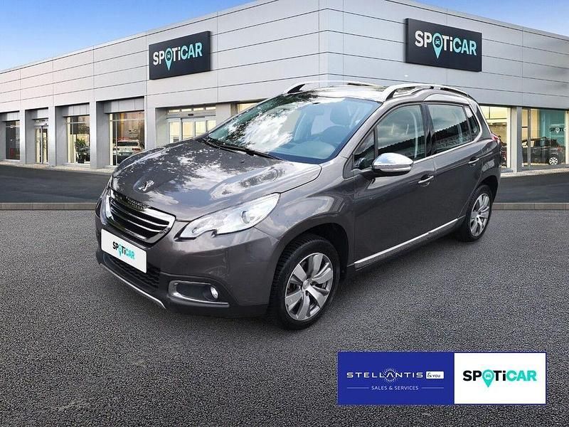 Grau Gebraucht 2015 Peugeot 2008 Allure SUV | 10.890 € (Etwas zu teuer) - Bild 1/4