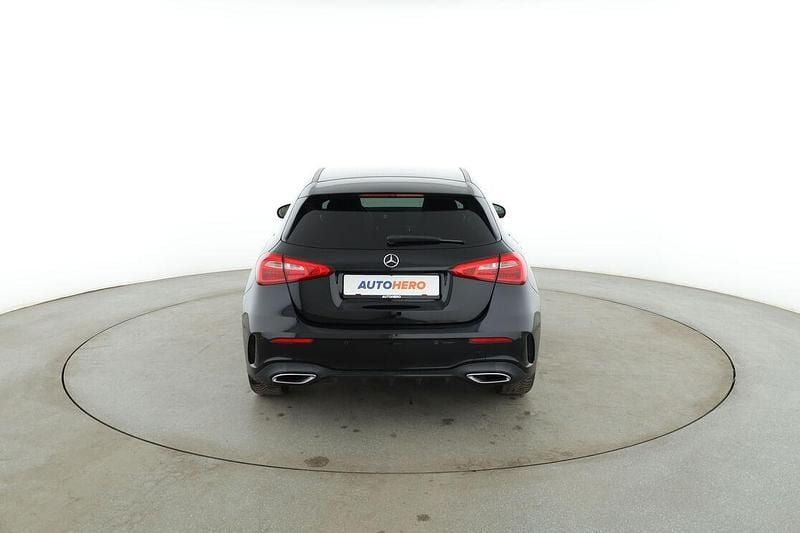 Gebraucht Mercedes A160 AMG line 109 PS (80 kW) 2019 Schwarz Limousine