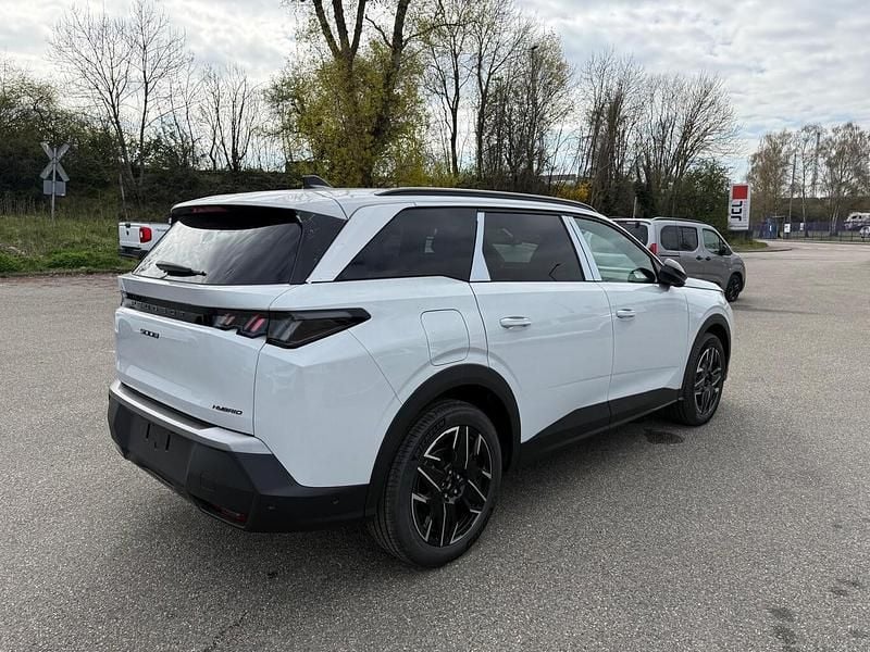 Neu Peugeot 5008 Allure 145 PS (106 kW) 2026 Okenite weiß metallic SUV