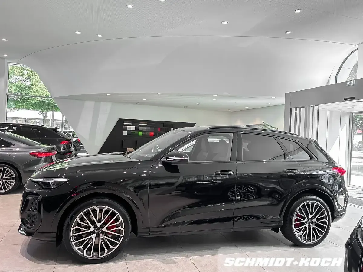 Neu Audi Q5 Edition .1 367 PS (269 kW) 2026 Mythosschwarz (schwarz) SUV