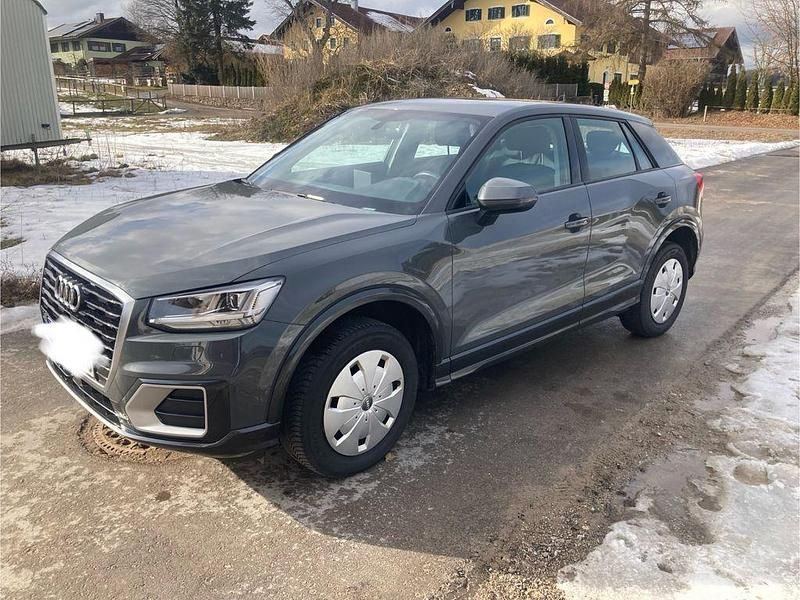 Gebraucht Audi Q2 150 PS (110 kW) 2018 Grau SUV