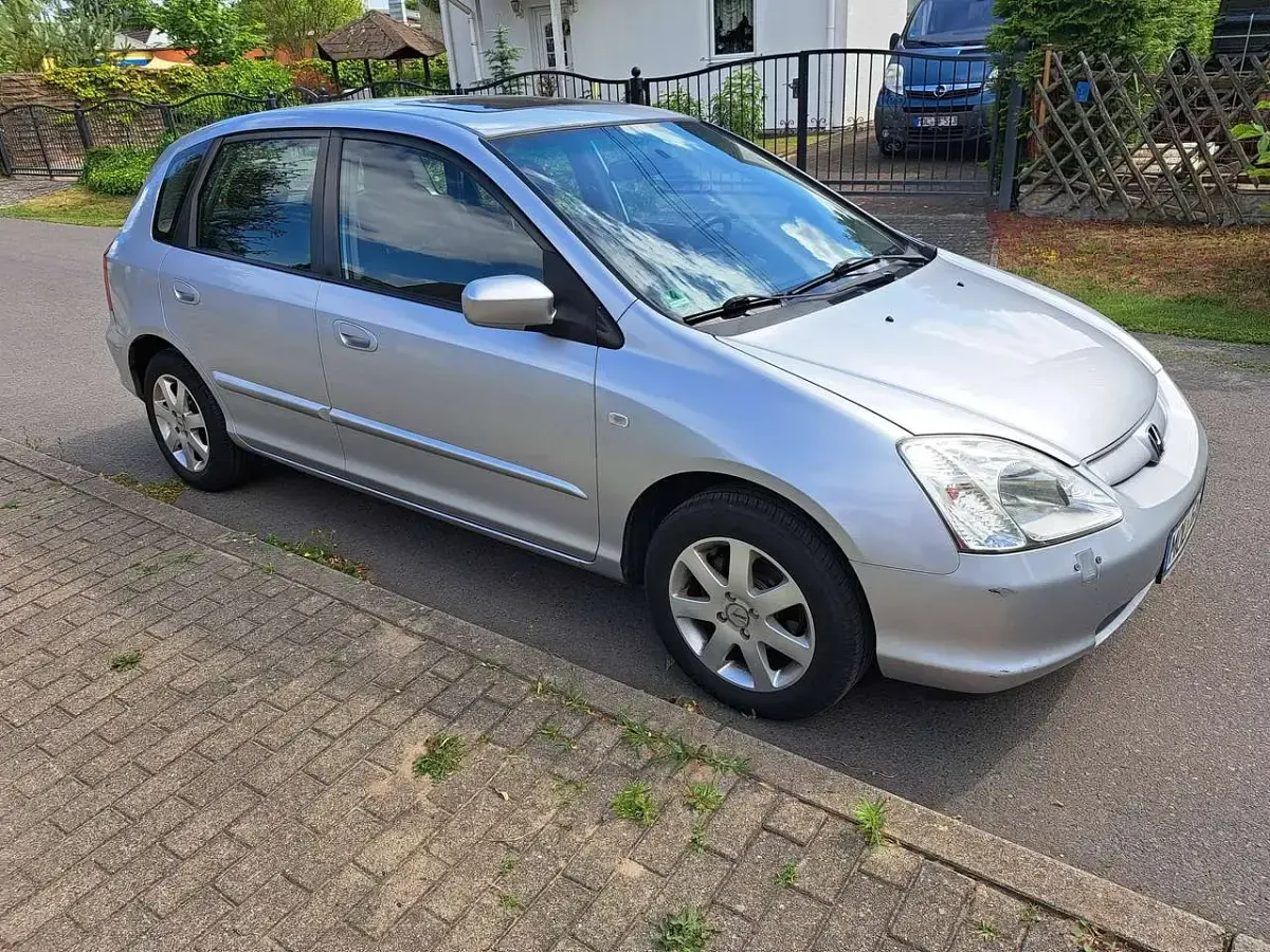Gebraucht Honda Civic LS 110 PS (80 kW) 2002 Grau Limousine