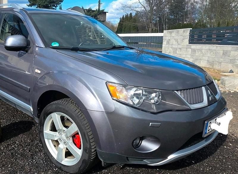 Grau Gebraucht 2009 Mitsubishi Outlander SUV | 5.800 € - Bild 1/4