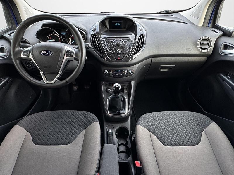 Gebraucht Ford Tourneo Titanium 101 PS (74 kW) 2015 Blau Kombi