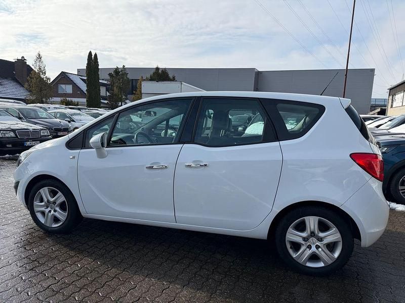 Gebraucht Opel Meriva Innovation 140 PS (102 kW) 2010 Weiß Van / Kleinbus