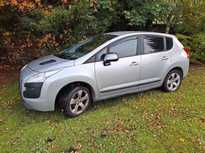 Gebraucht Peugeot 3008 120 PS (88 kW) 2010 Grau SUV