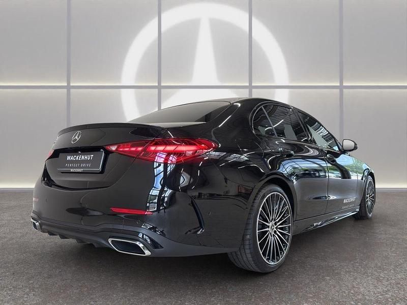Gebraucht Mercedes C300 AMG line 258 PS (189 kW) 2025 Schwarz Limousine