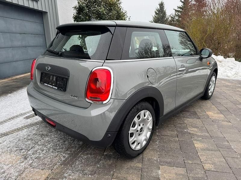 Gebraucht Mini ONE 102 PS (75 kW) 2017 Grau Kleinwagen