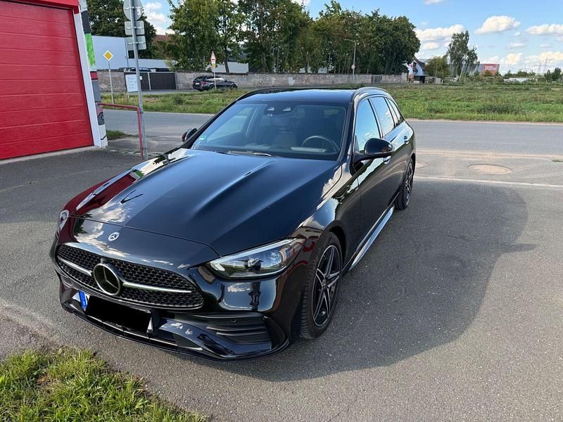 Schwarz Gebraucht 2023 Mercedes C300 AMG Kombi | 43.498 € (Fairer Preis) - Bild 1/4