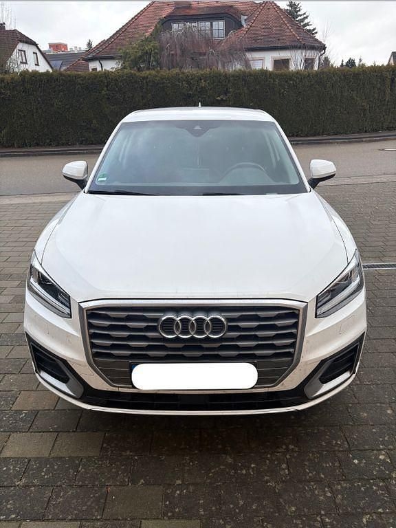 Gebraucht Audi Q2 Sport 116 PS (85 kW) 2017 Weiß SUV