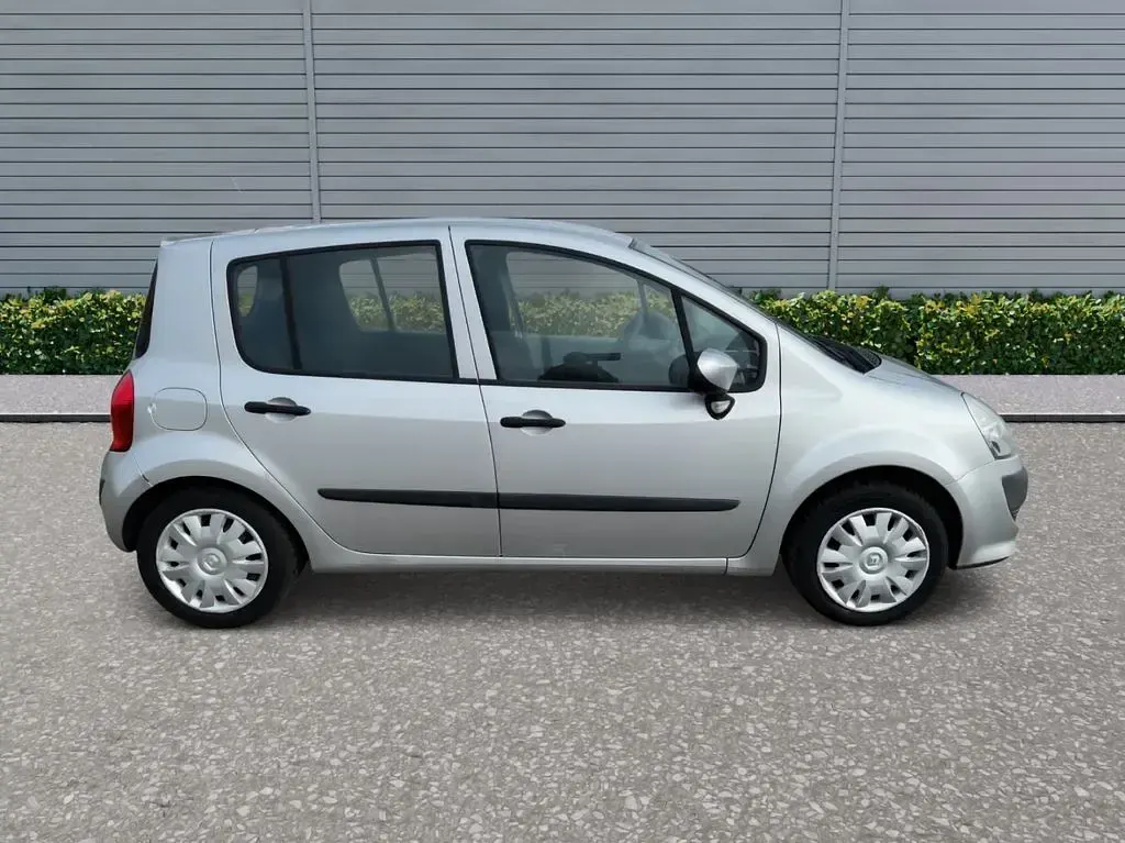 Gebraucht Renault Modus Avantage 75 PS (55 kW) 2009 Grau Van / Kleinbus