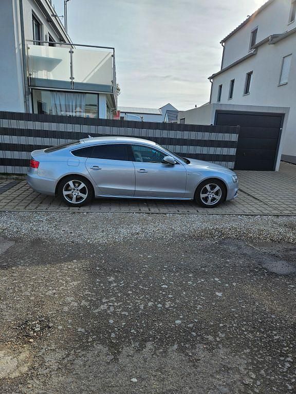 Silber Gebraucht 2015 Audi A5 Sportback Sport Limousine | 13.000 € (Guter Preis) - Bild 1/4