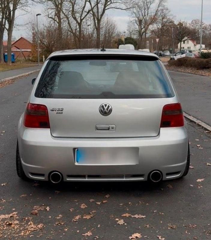 Gebraucht VW Golf IV R 241 PS (177 kW) 2003 Silber Limousine