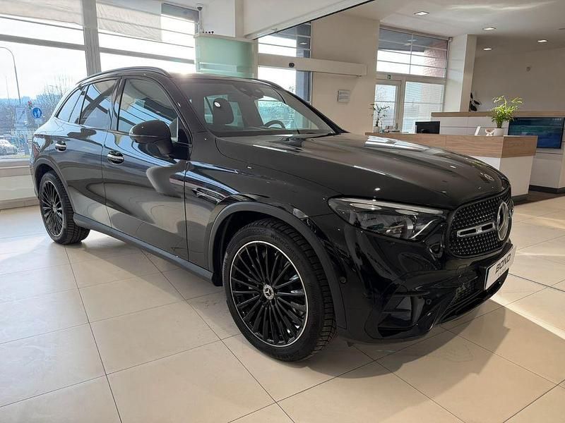 Gebraucht Mercedes GLC220 AMG Premium 197 PS (144 kW) 2023 Schwarz SUV