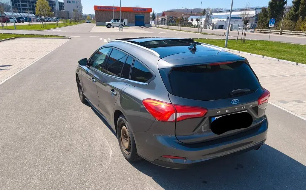 Usado Ford Focus Cool & Connect 150 CV (110 kW) 2019 Berlina