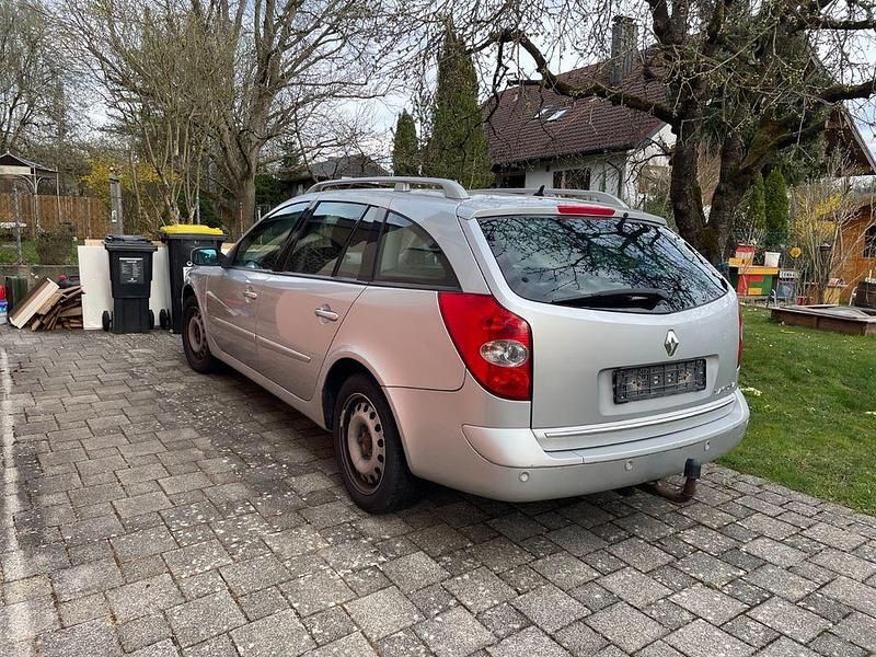 Gebraucht Renault Laguna II 131 PS (96 kW) 2006 Silber Limousine