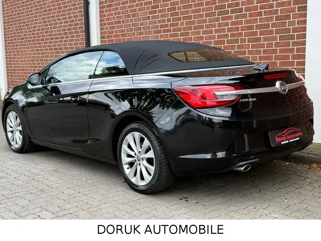 Gebraucht Opel Cascada Active 140 PS (102 kW) 2017 Schwarz Cabrio