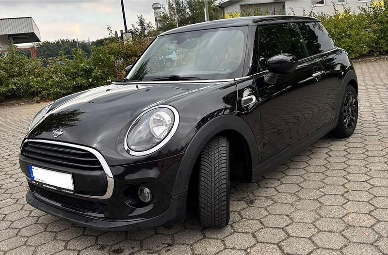 Schwarz Gebraucht 2019 Mini ONE Kleinwagen | 12.000 € (Guter Preis) - Bild 1/3