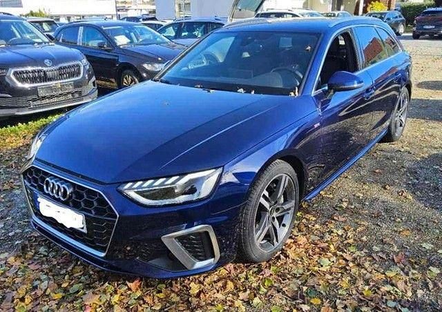 Navarrablau metallic Gebraucht 2022 Audi A4 S-Line Kombi | 29.980 € (Superpreis) - Bild 1/1