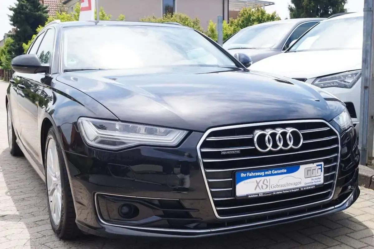 Gebraucht Audi A6 Ambiente 272 PS (200 kW) 2015 Schwarz Kombi
