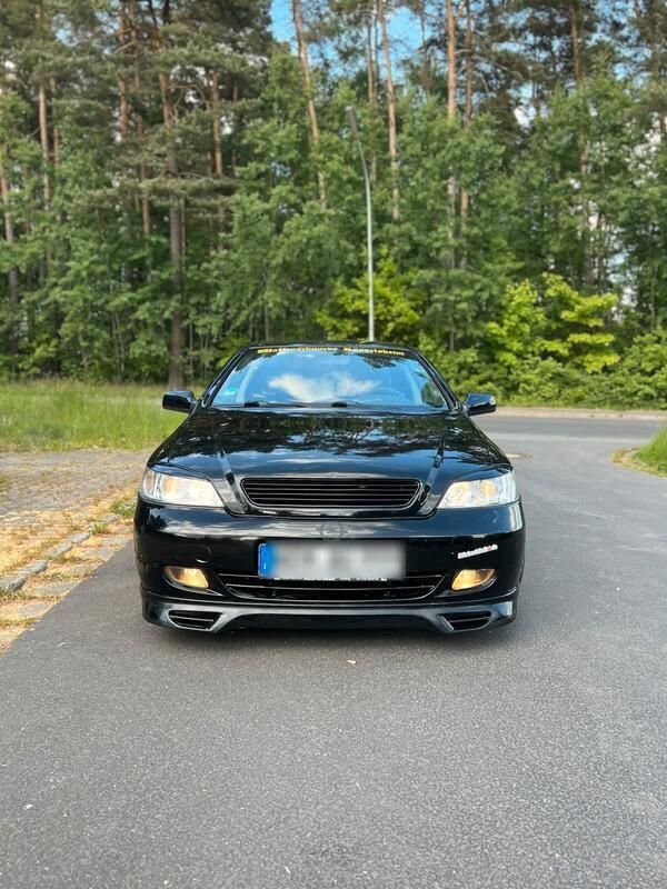 Schwarz Gebraucht 2000 Opel Astra Coupé | 1.300 € (Fairer Preis) - Bild 1/4