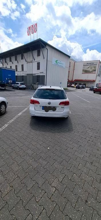 Gebraucht VW Passat Comfortline 140 PS (102 kW) 2013 Weiß Limousine