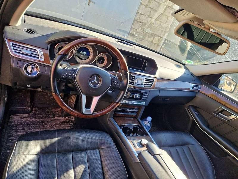 Gebraucht 2014 Mercedes E250 Avantgarde Limousine | 14.000 € (Etwas zu teuer) - Bild 1/4