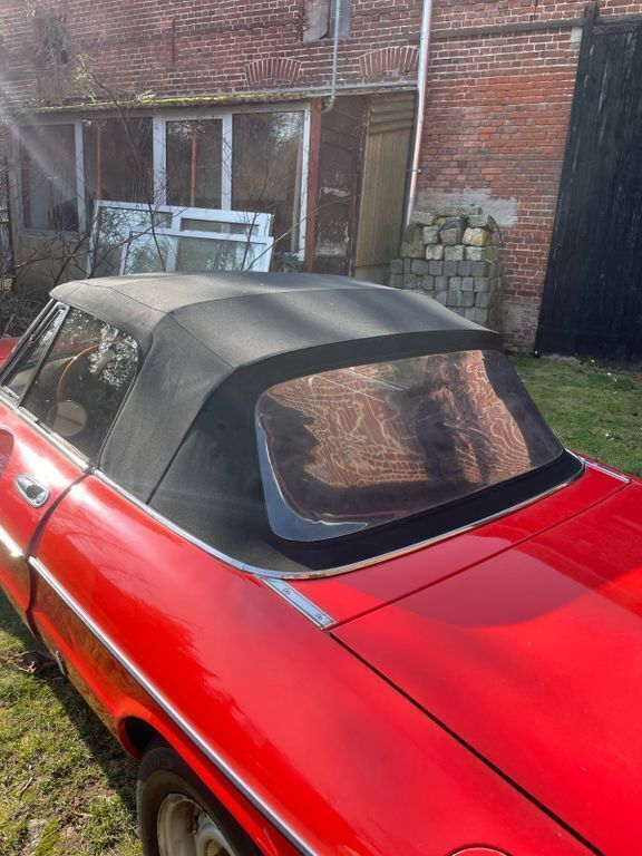 Gebraucht Alfa Romeo Spider 111 PS (81 kW) 1980 Rot Cabrio