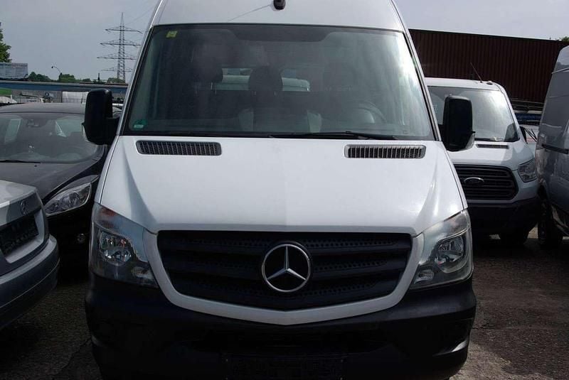 Gebraucht Mercedes Sprinter 114 PS (83 kW) 2018 Arktikweiss Van