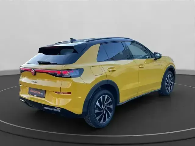 Gebraucht VW T-Roc R-line 150 PS (110 kW) 2025 Gelb SUV