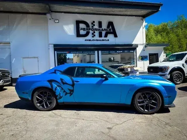 Używany Dodge Challenger 377 KM (277 kW) 2024 Niebieski Coupe
