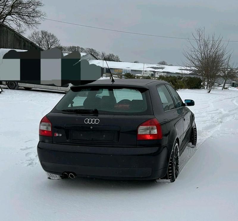 Gebraucht Audi S3 209 PS (153 kW) 2001 Schwarz Kleinwagen