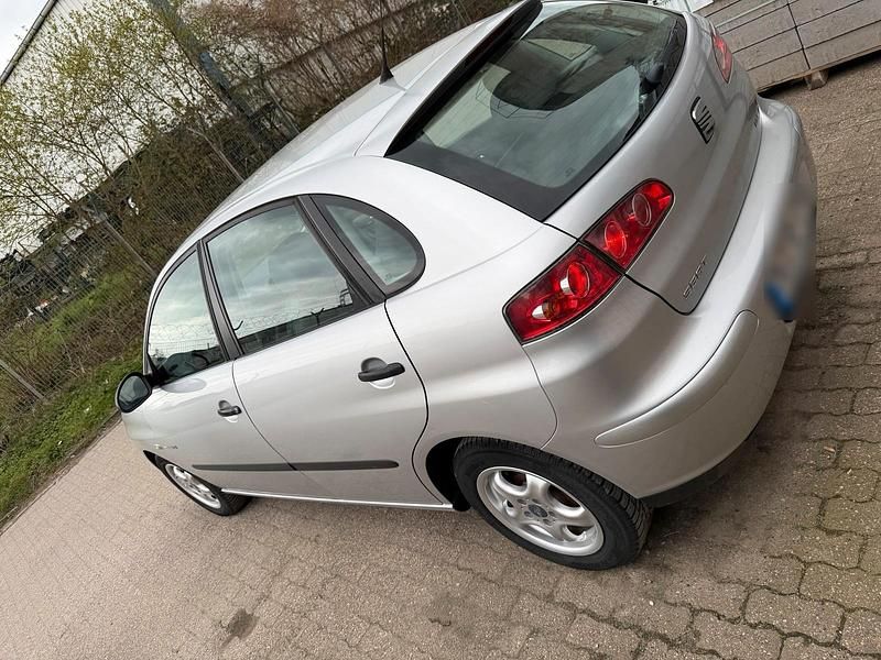 Gebraucht Seat Ibiza 75 PS (55 kW) 2004 Grau Kleinwagen