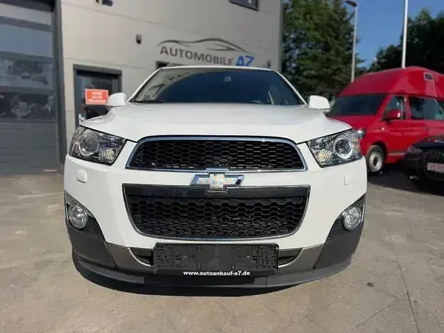 Gebraucht Chevrolet Captiva LTZ 184 PS (135 kW) 2012 Weiß SUV