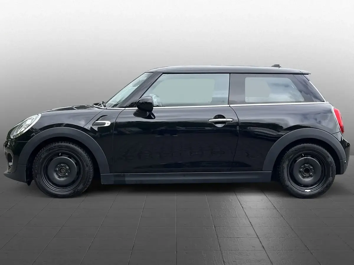 Usado Mini Cooper 136 HP (100 kW) 2019 Preto Citadino