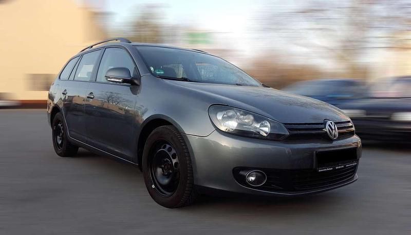 Gebraucht VW Golf VI 105 PS (77 kW) 2011 Grau Kleinwagen