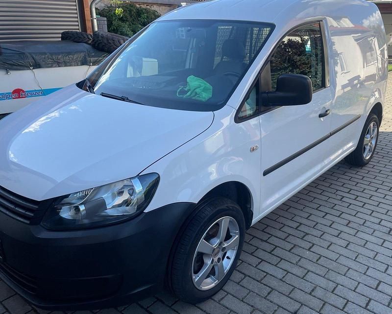 Gebraucht VW Caddy 102 PS (75 kW) 2012 Weiß Van / Kleinbus