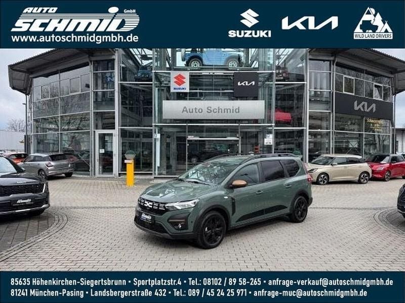 Gebraucht Dacia Jogger 141 PS (103 kW) 2024 Grün Van / Kleinbus