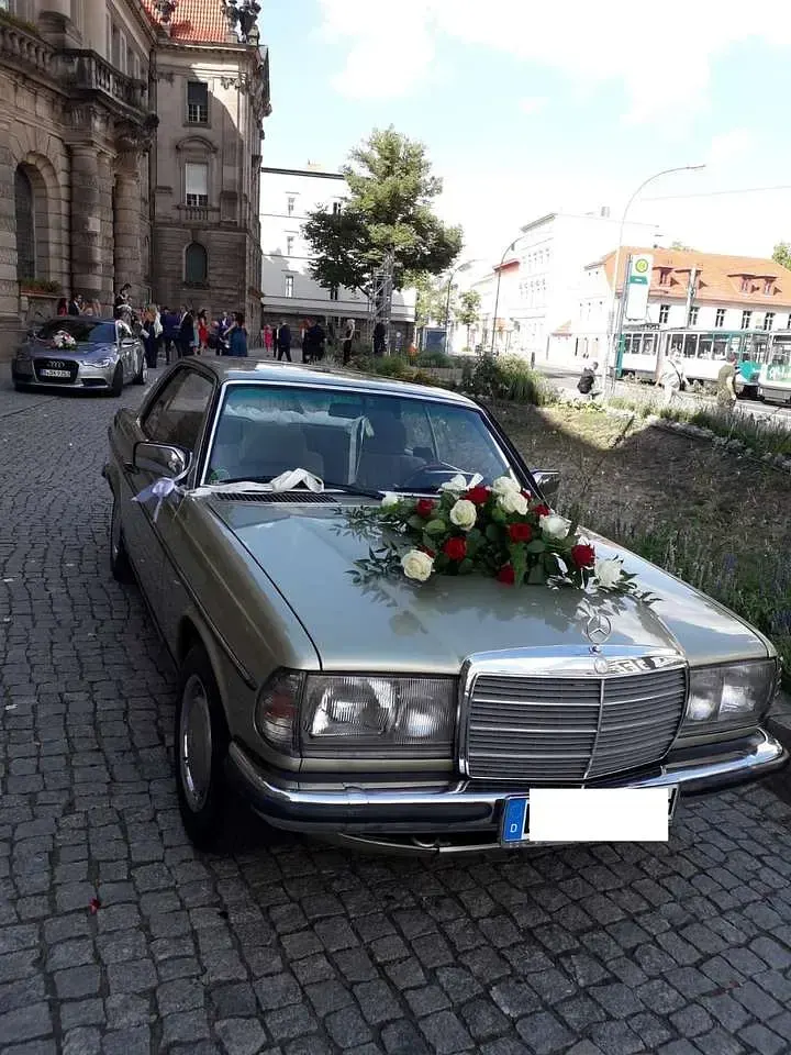 Gebraucht Mercedes 280 185 PS (136 kW) 1982 Bronze Coupé