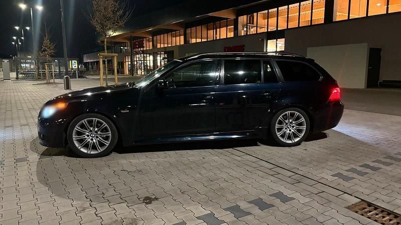 Gebraucht BMW 525 M Sport 197 PS (144 kW) 2007 Schwarz Kombi