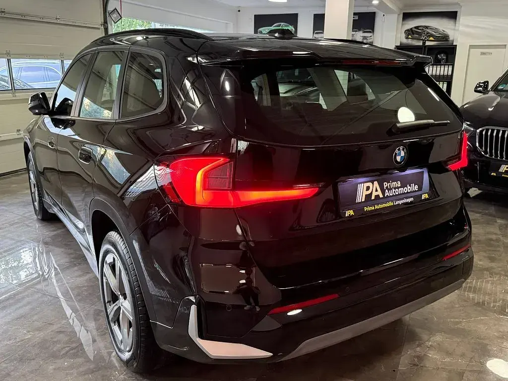 Gebraucht BMW X1 Sport Line 150 PS (110 kW) 2022 Schwarz SUV