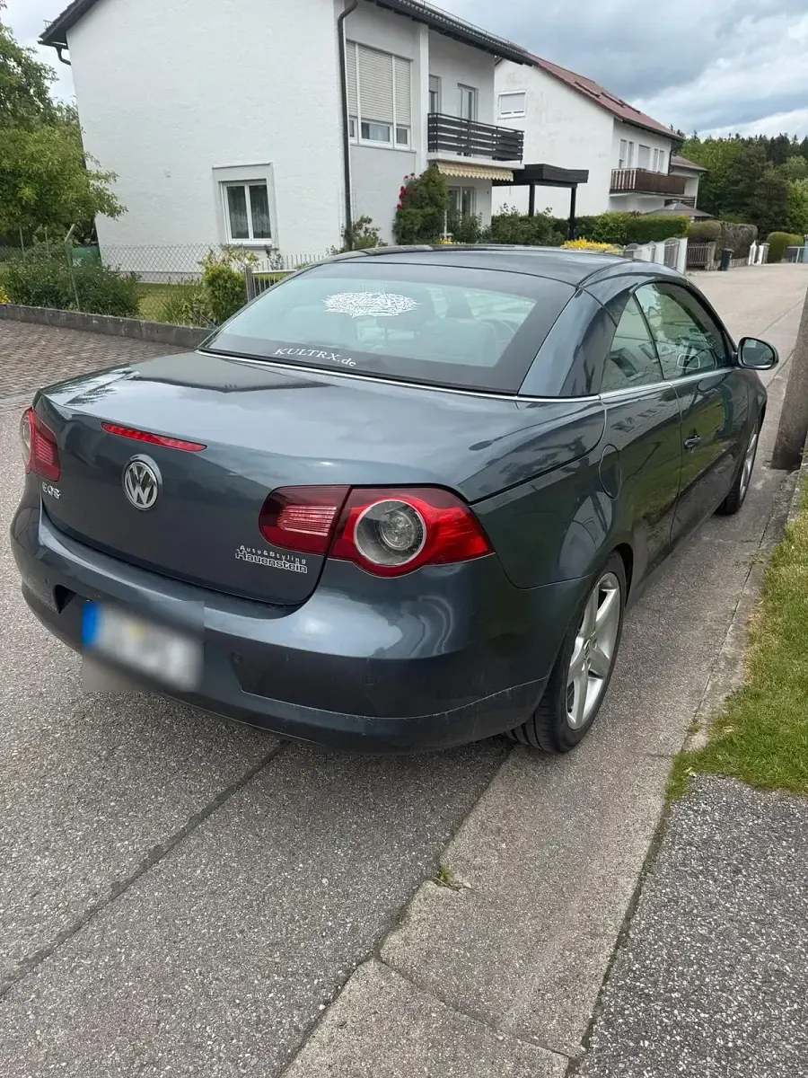 Usata VW Eos 140 CV (102 kW) 2007 Grigio Cabrio