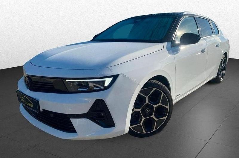 Weiß Gebraucht 2023 Opel Astra Ultimate Kombi | 21.980 € (Fairer Preis) - Bild 1/4