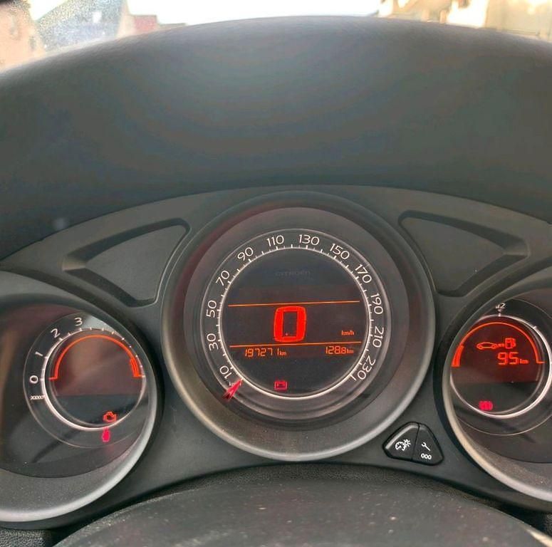 Gebraucht Citroën C4 120 PS (88 kW) 2012 Schwarz Limousine