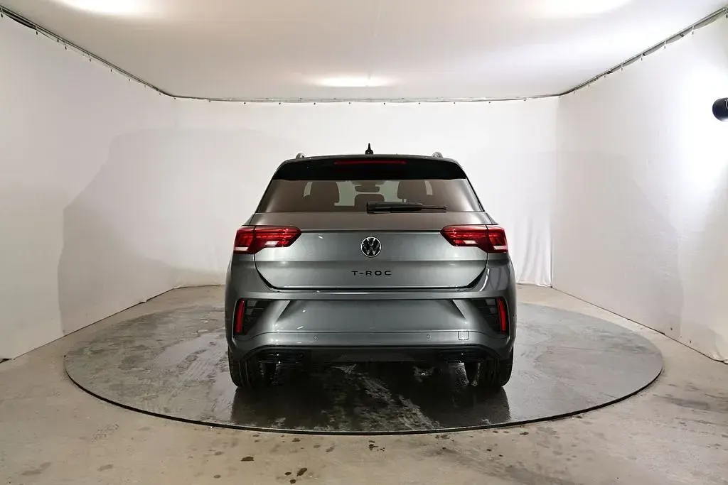 Neu VW T-Roc R-line 150 PS (110 kW) 2026 Indiumgrau metallic/grau SUV