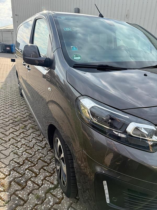 Second-hand Citroën Jumpy 180 CP (132 kW) 2018 Gri Monovolum