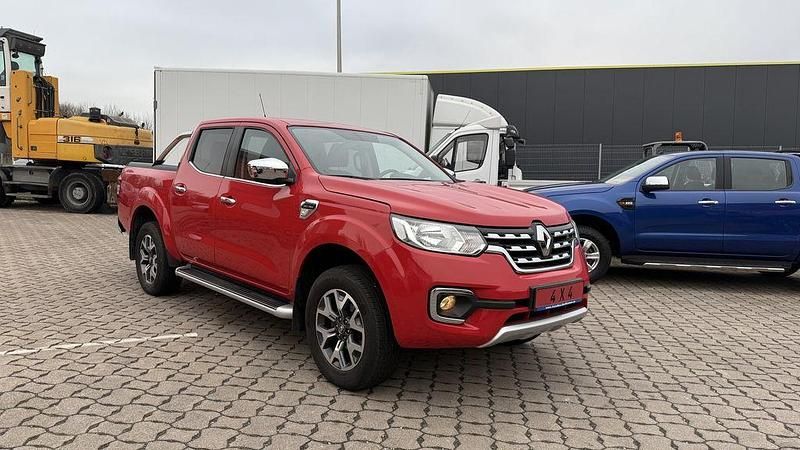 Rot Gebraucht 2017 Renault Alaskan Experience Abholung | 21.980 € - Bild 1/4