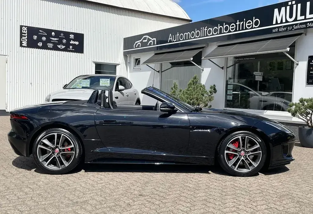 Używany Jaguar F-Type R-Dynamic 300 KM (220 kW) 2017 Czarny Kabriolet